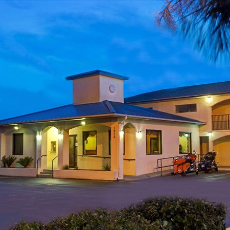 Super 8 By Wyndham Walterboro Otel Dış mekan fotoğraf