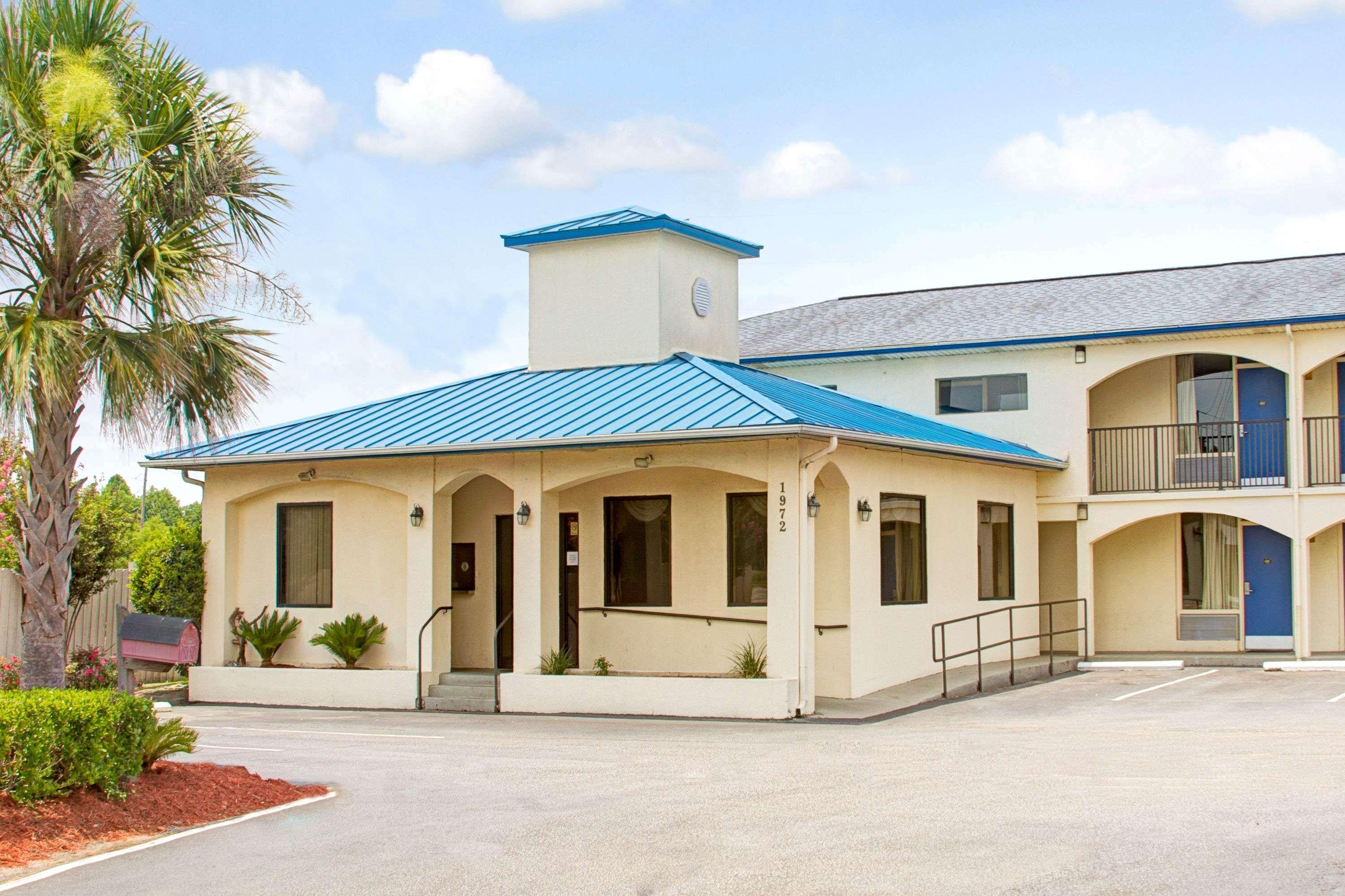Super 8 By Wyndham Walterboro Otel Dış mekan fotoğraf