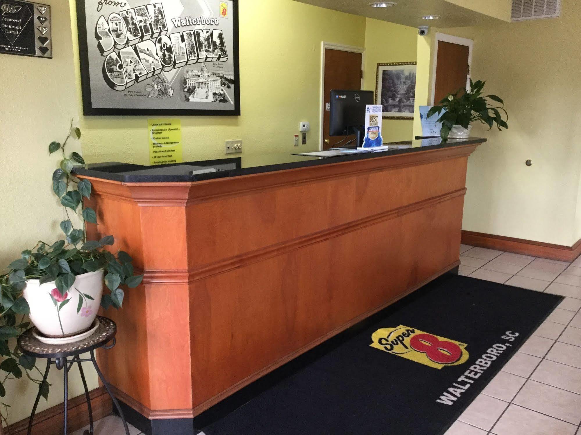 Super 8 By Wyndham Walterboro Otel Dış mekan fotoğraf